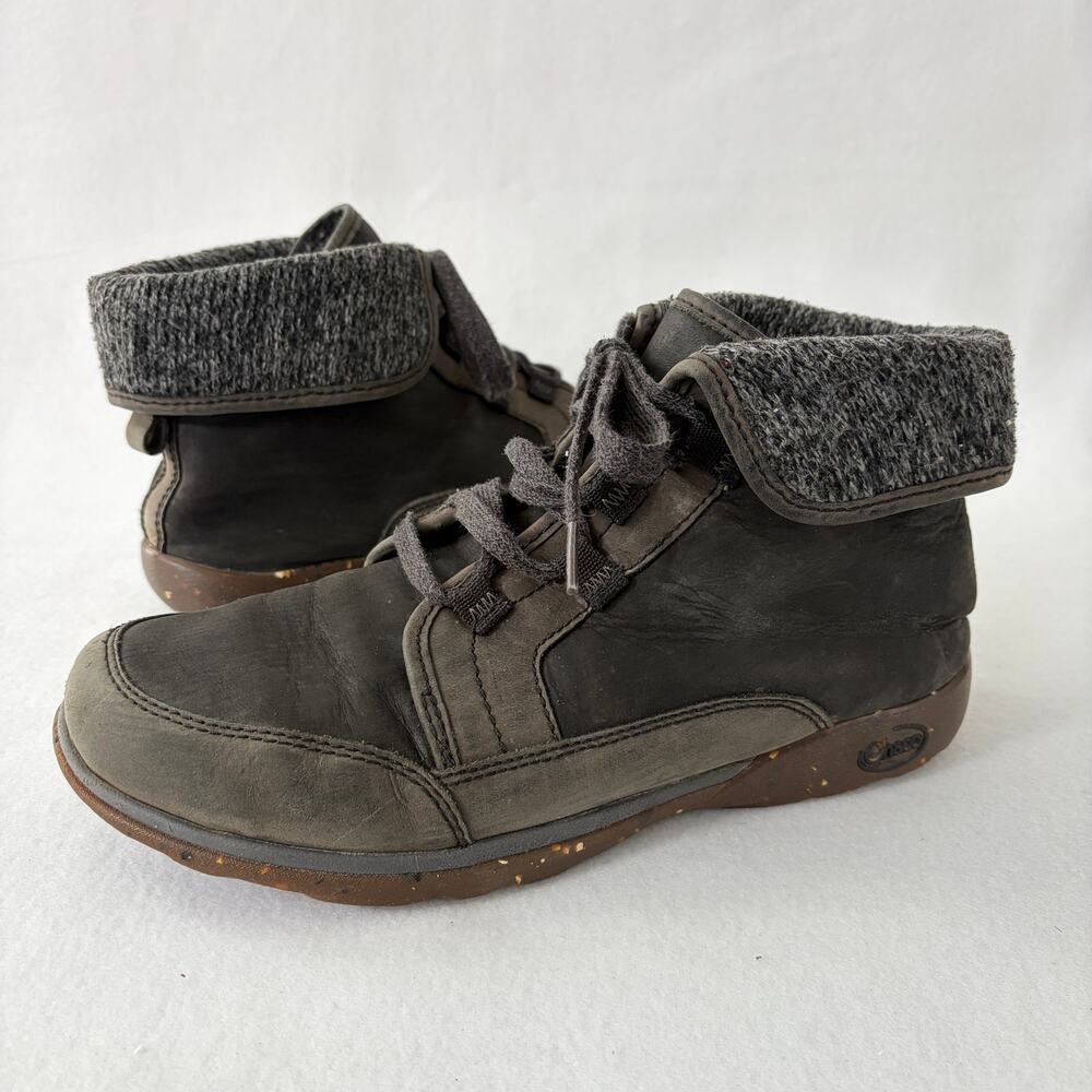 Chaco Sneakers Women’s Size 9 Hi-Top Suede Gray Green Shoes